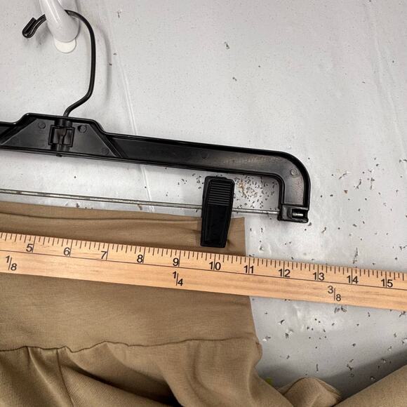 Matilda Jane Ruffle Bottom Pants XS Beige New With Tags Pull On Stretch - Picture 4 of 9